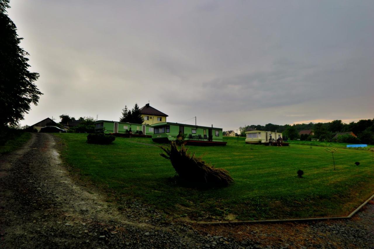 Lesny Zakatek Radocza Hotel Buitenkant foto